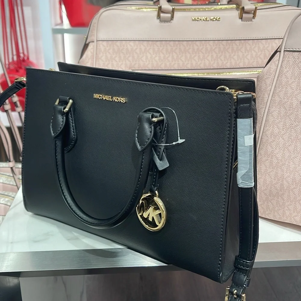 Michael Kors Sheila Medium Center Zip Satchel Crossbody Bag
NWT - Picture 5 of 16